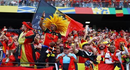 احتفالات.. غناء في شوارع ألمانيا.. جماهير بلجيكا كما لم تراها من قبل (فيديو)